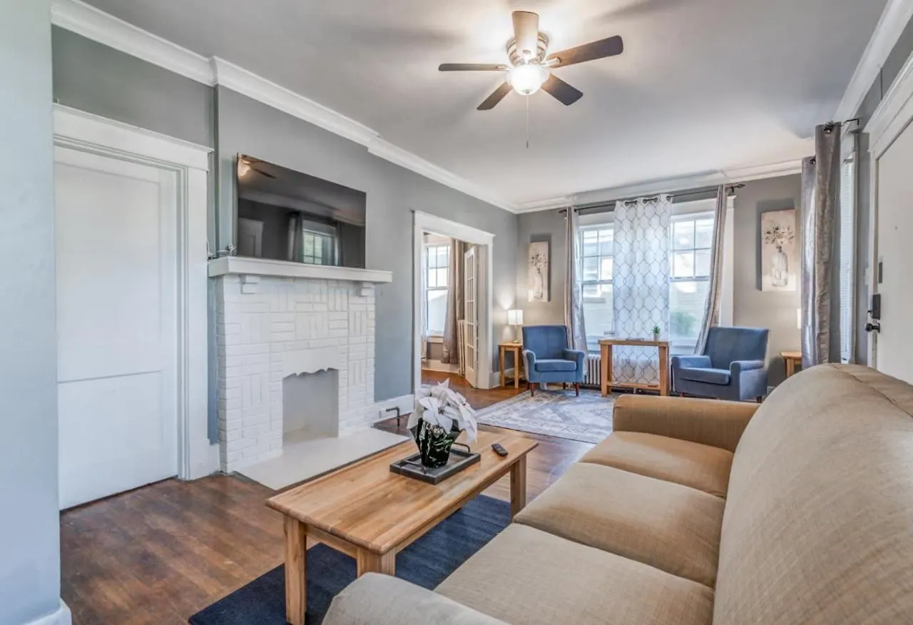 Prázdninový dům Vila 10 Min To U Of Memphis-Rozelle Retreat Right Unit